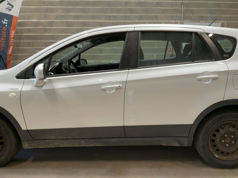 Suzuki SX4 S-Cross 1.0 BoosterJet Avantage — zdjęcie 4