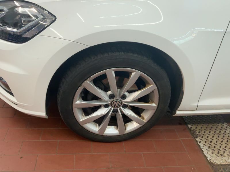 Volkswagen Golf VII 2.0 TDI Highline BlueMotion Tech 2017 – снимка 3