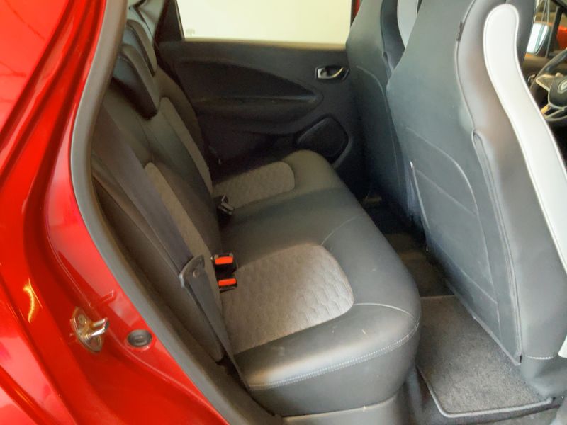 Renault Zoe electric drive 51 kW Intens — zdjęcie 14
