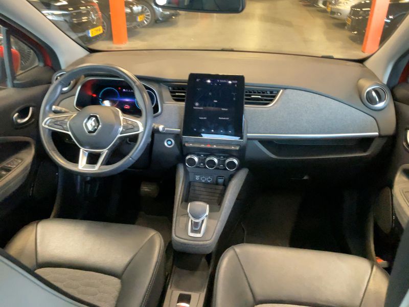 Renault Zoe electric drive 51 kW Intens — zdjęcie 12