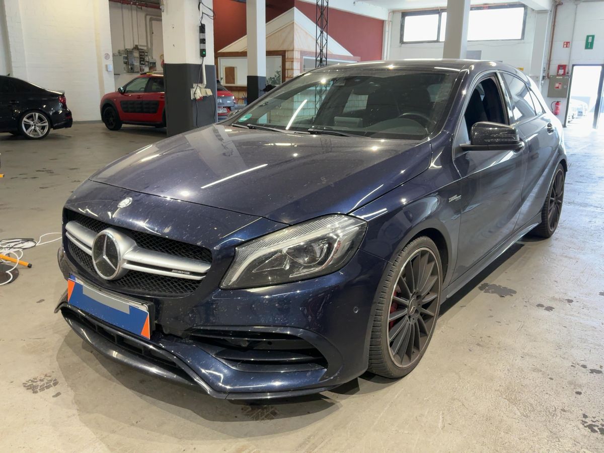 Mercedes-Benz A-Klasse A 45 AMG 4Matic Sport