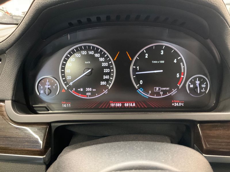 BMW 7er 730d — zdjęcie 13