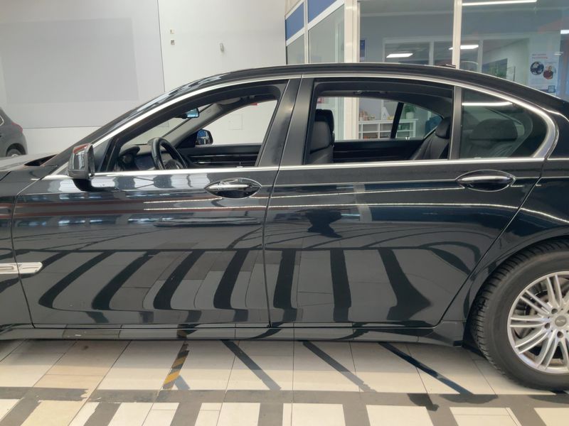 BMW 7er 730d — zdjęcie 4