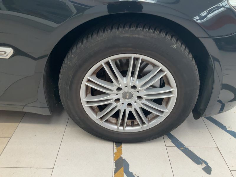 BMW 7er 730d 2010 – снимка 11