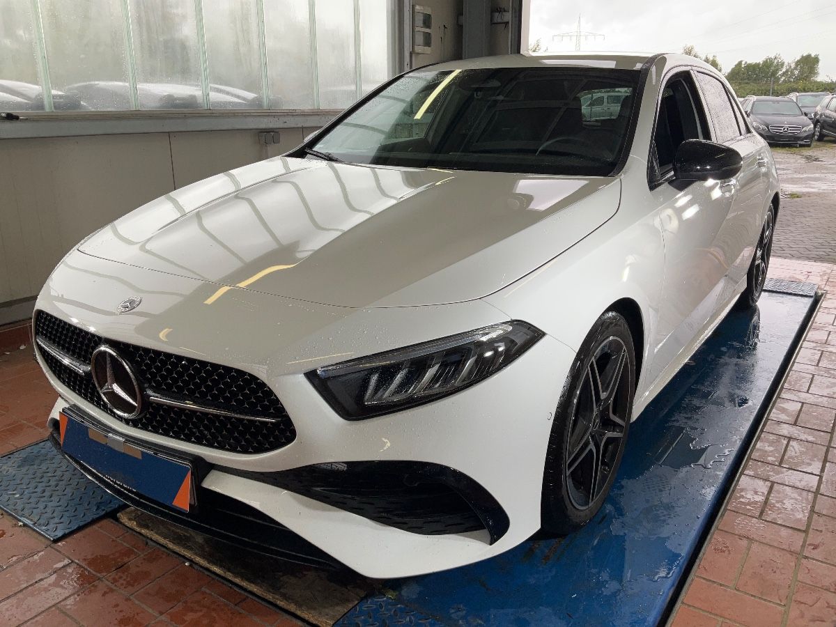 Mercedes-Benz A-Klasse A 200 AMG Line