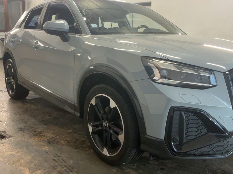 Audi Q2 35 TFSI S line Plus — zdjęcie 8