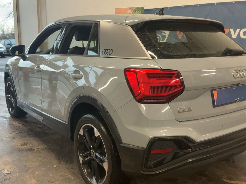 Audi Q2 35 TFSI S line Plus — zdjęcie 3