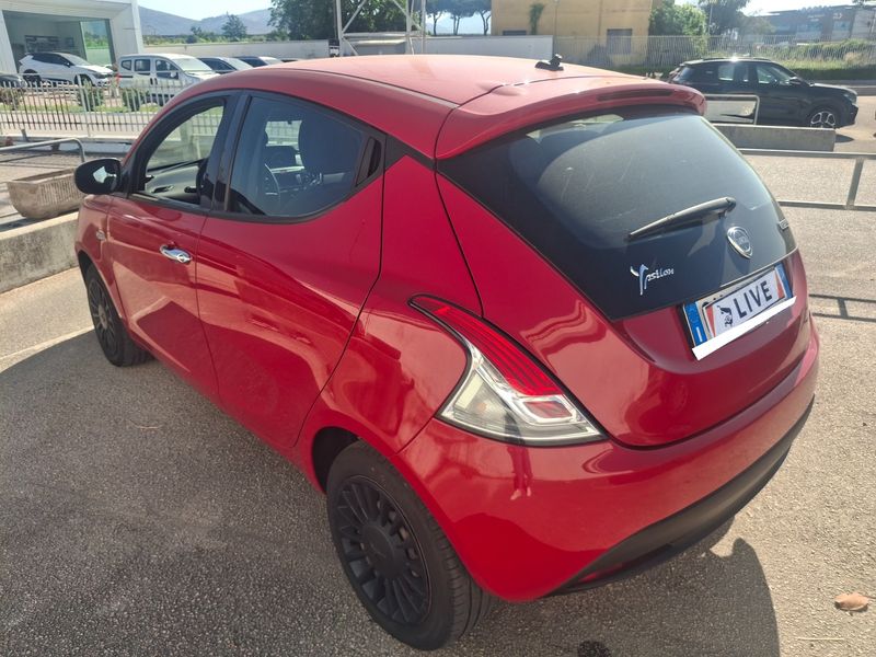Lancia Ypsilon 1.0 Mild-Hybrid Silver 2022 – снимка 3