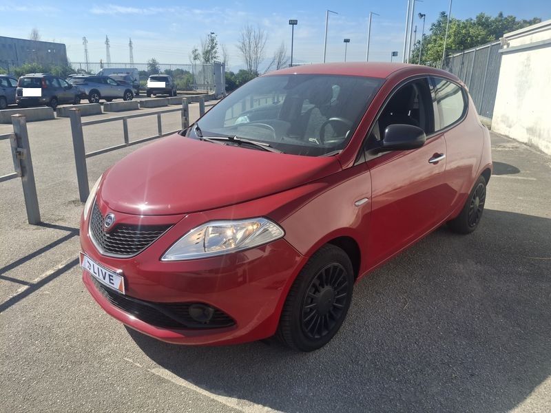 Lancia Ypsilon 2022 — photo 1