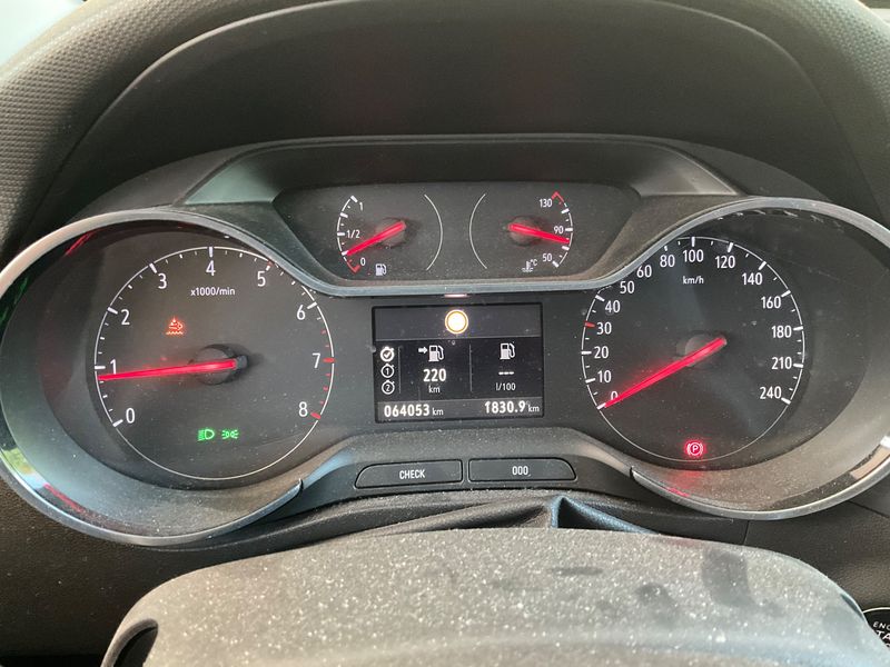 Opel Crossland X 1.5 CDTI Ultimate — zdjęcie 13