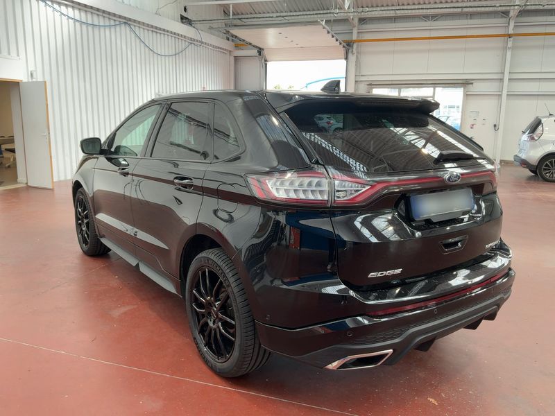 Ford Edge 2.0 TDCi Bi-Turbo Sport 4x4 — zdjęcie 3
