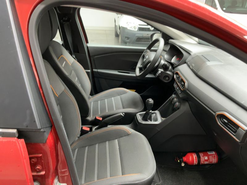 Dacia Sandero 1.0 TCe Stepway Essential — zdjęcie 11