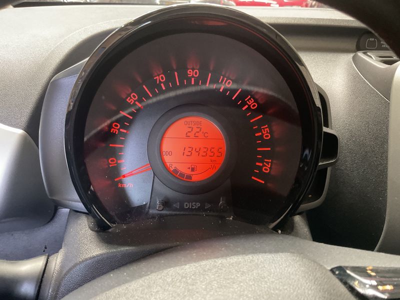 Peugeot 108 1.0 VTi Active — zdjęcie 13