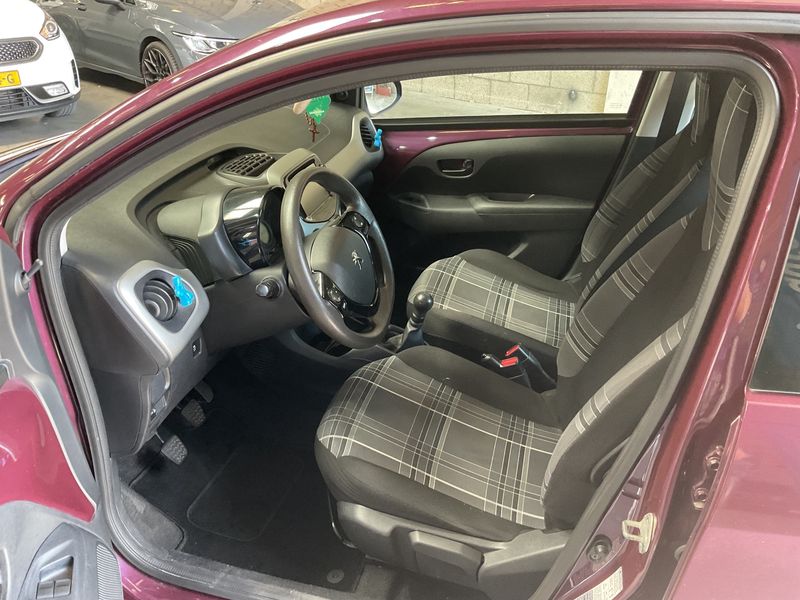 Peugeot 108 1.0 VTi Active — zdjęcie 11