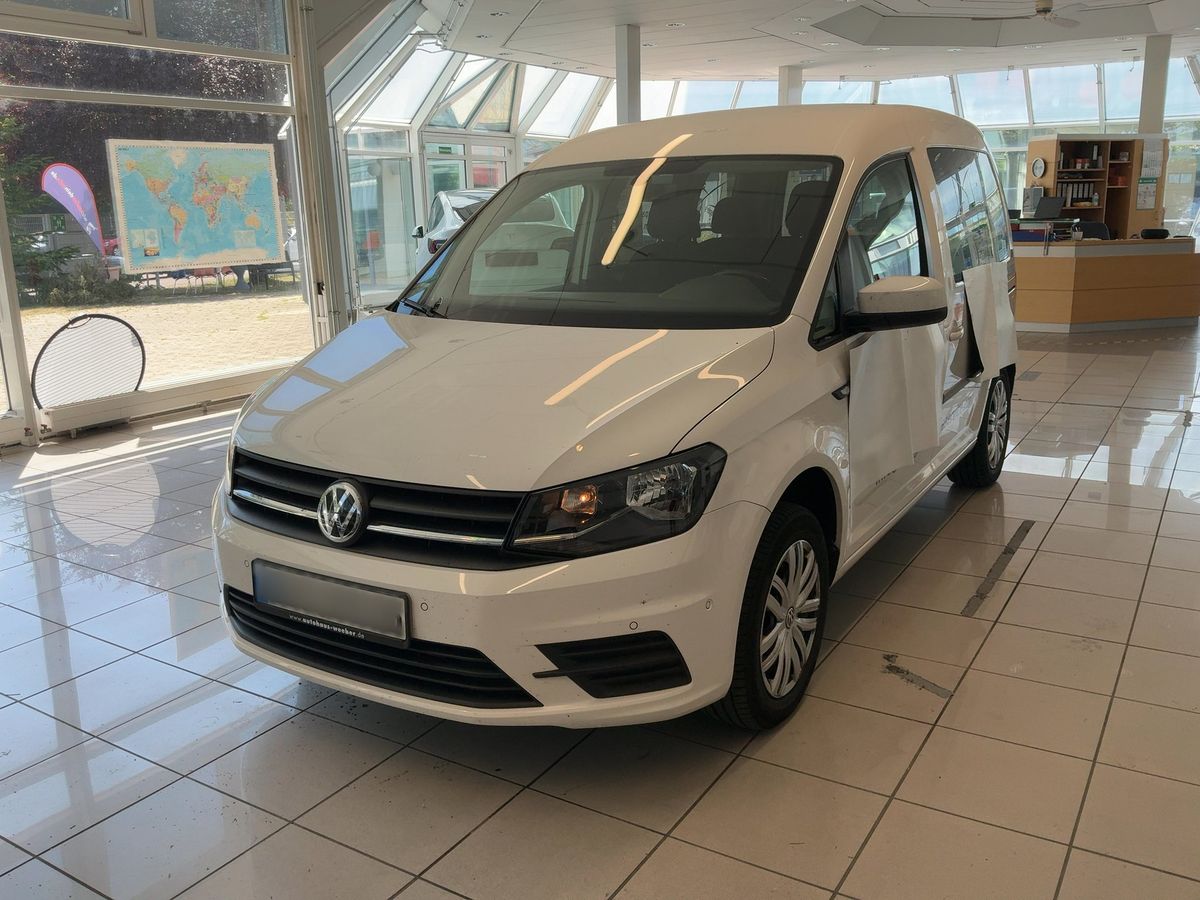 Volkswagen Caddy 2018 — photo 1