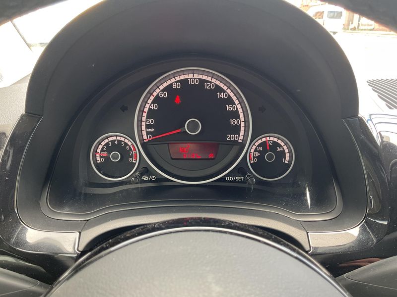 Volkswagen up! 1.0 High up! BlueMotion Tech 2013 – снимка 18