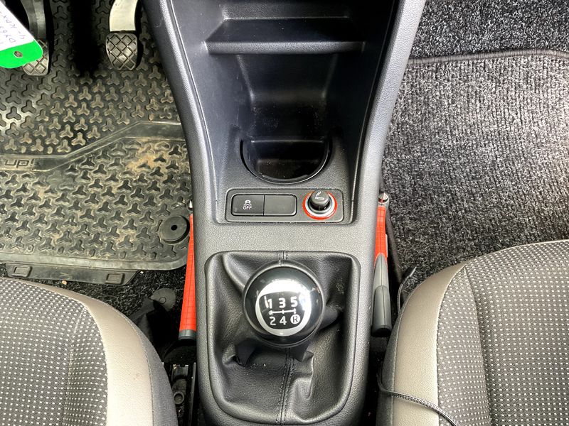 Volkswagen up! 1.0 High up! BlueMotion Tech 2013 – снимка 27