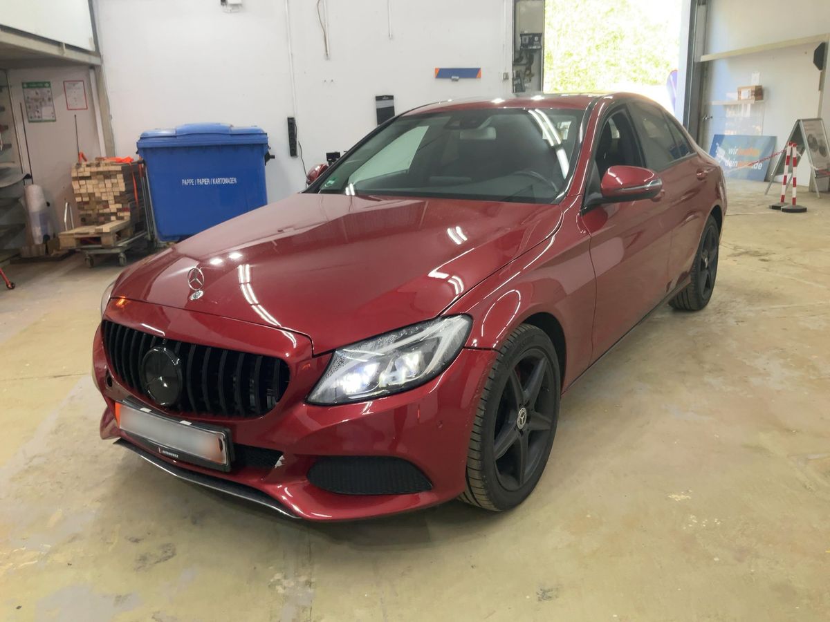 Mercedes-Benz C-Klasse 2016 — photo 1
