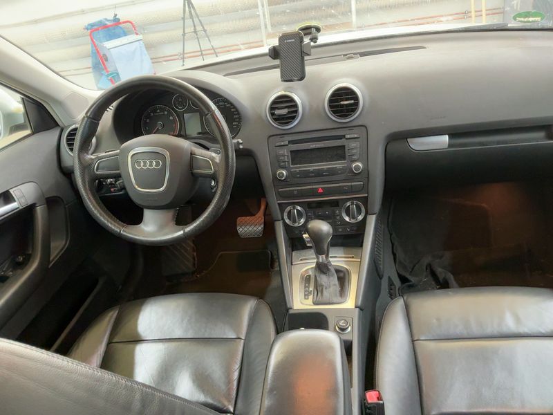 Audi A3 Sportback 2.0 TFSI Ambiente — zdjęcie 12