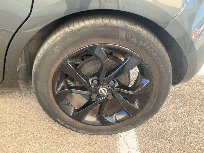 Opel Corsa 1.4 Color Edition 2018 – снимка 5