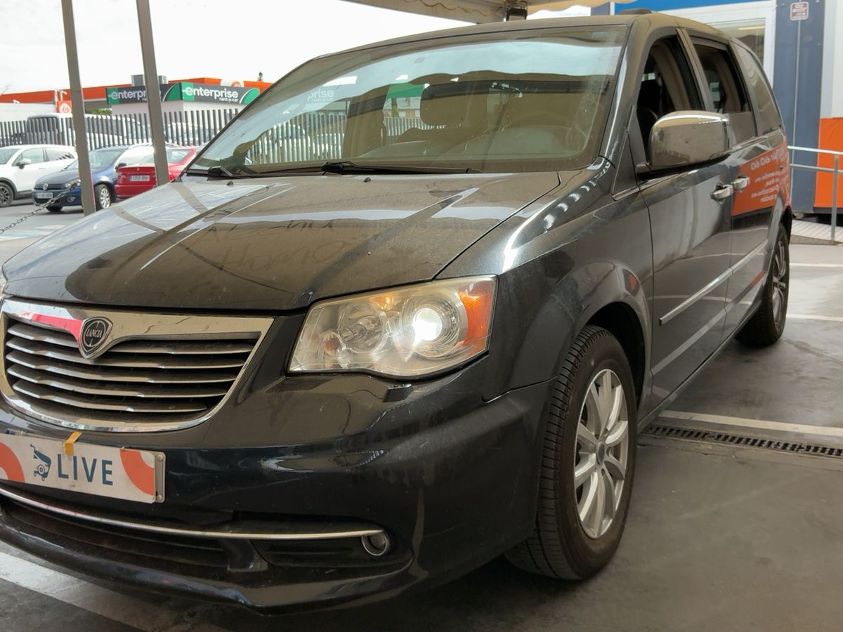 Lancia Voyager 2.8 JTDM Platinum