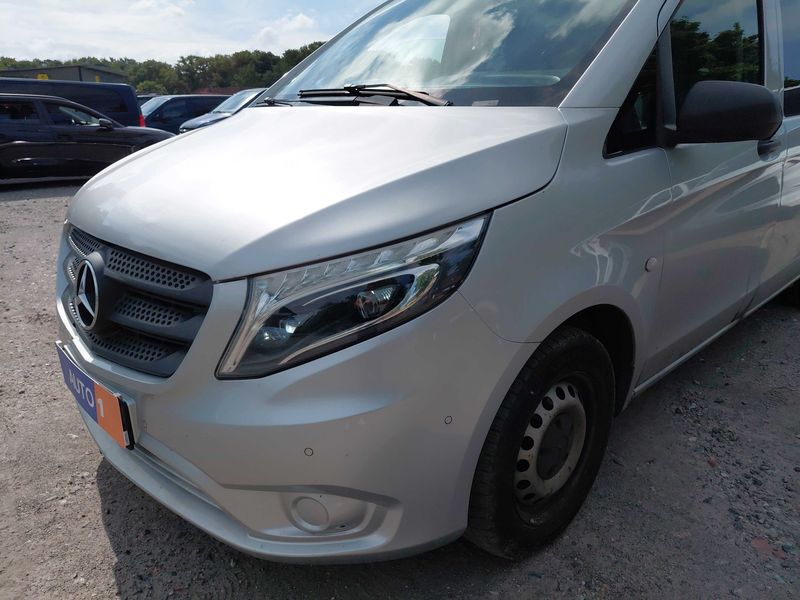 Mercedes-Benz Vito Tourer 111 CDI lang Pro — zdjęcie 2