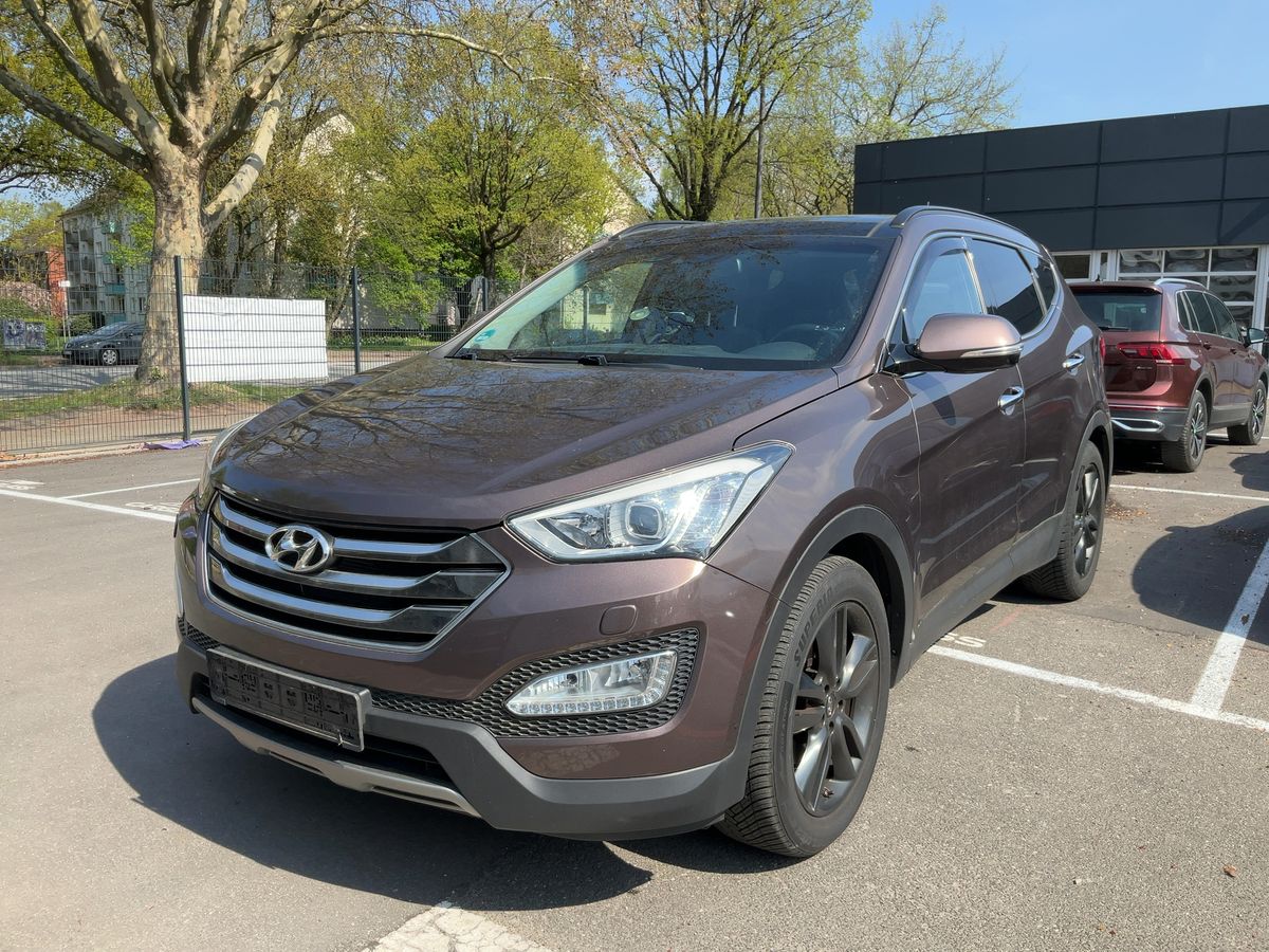 Hyundai Santa 2015 — photo 1
