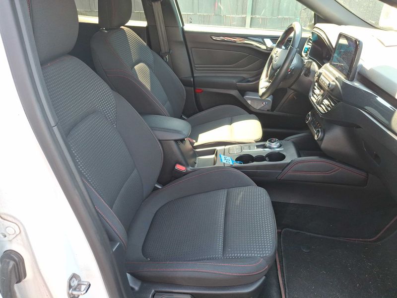 Ford Focus 1.5 TDCi EcoBlue ST-Line X 2020 – снимка 10