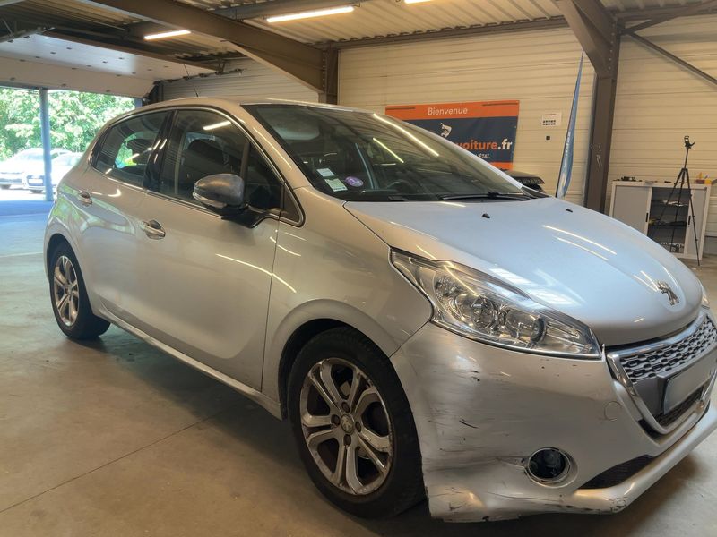 Peugeot 208 1.6 Allure 2013 – снимка 12