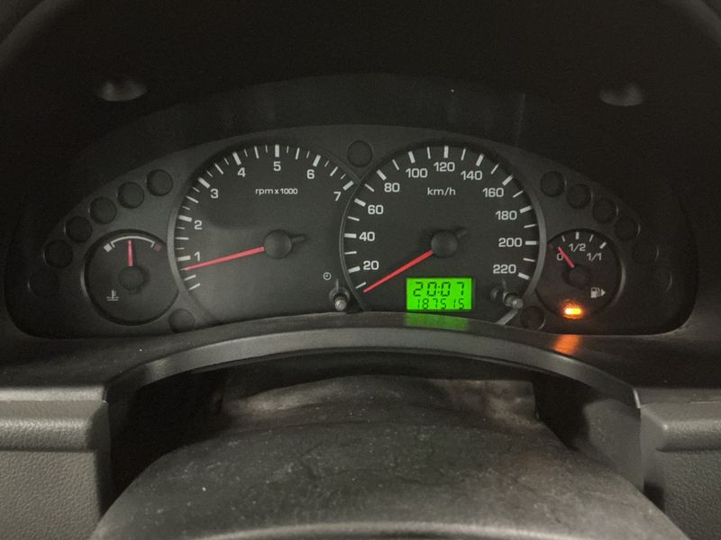 Ford Tourneo Connect 1.8 Kombi kurz — zdjęcie 4