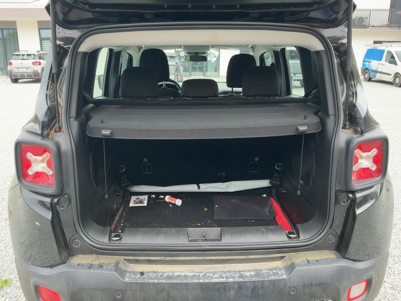 Jeep Renegade 1.6 M-Jet Longitude FWD — zdjęcie 10