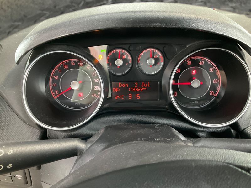 Fiat Punto 1.4 My Punto 2013 – снимка 4