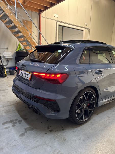 Audi RS 3 Sportback 2.5 TFSI quattro — zdjęcie 23