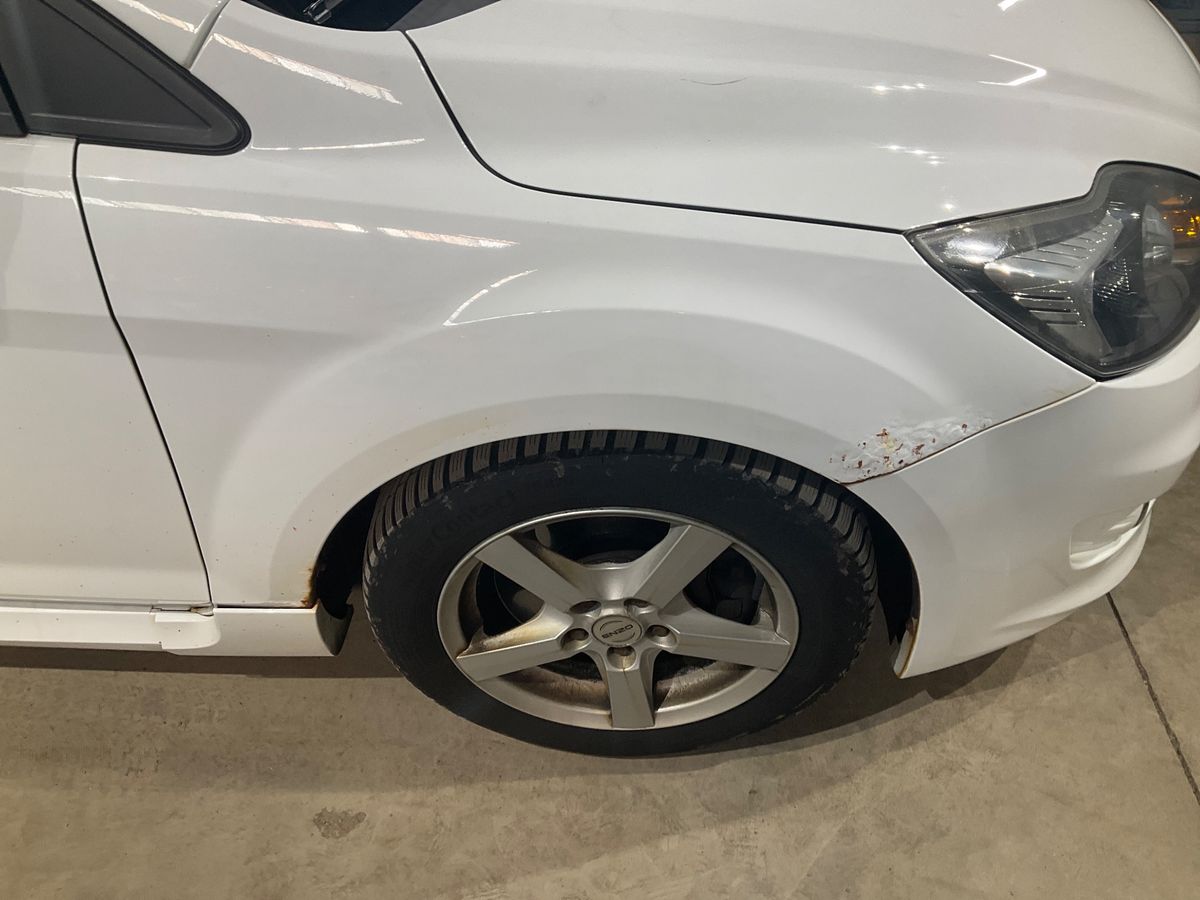 Ford Focus 2009 — photo 29