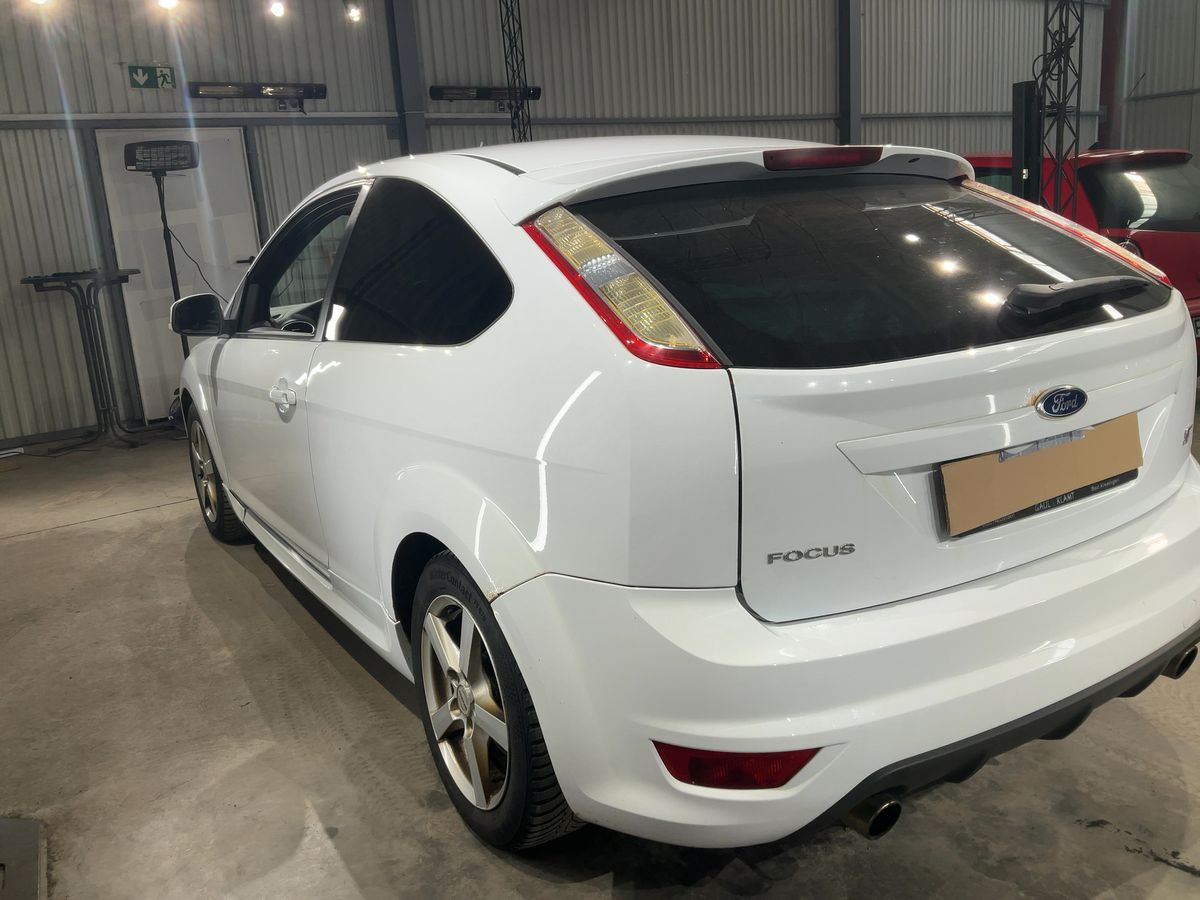 Ford Focus 2009 — photo 7
