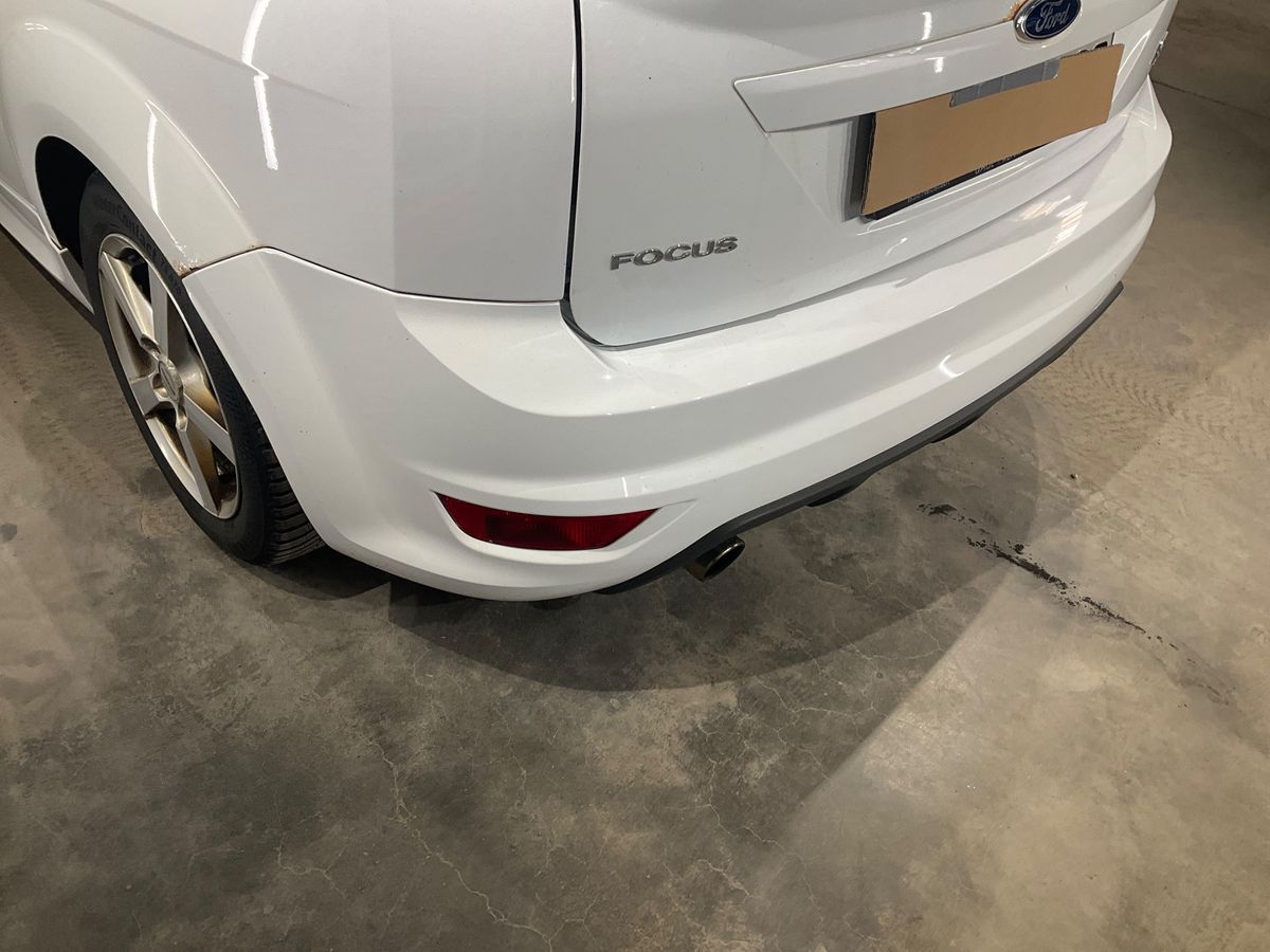 Ford Focus 2009 — photo 39