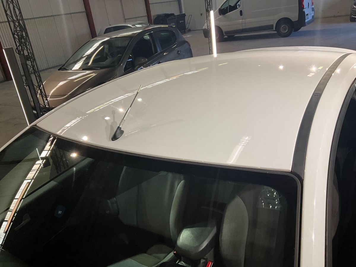 Ford Focus 2009 — photo 38