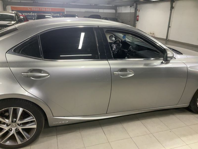 Lexus IS-Serie IS 300h Pack — zdjęcie 7
