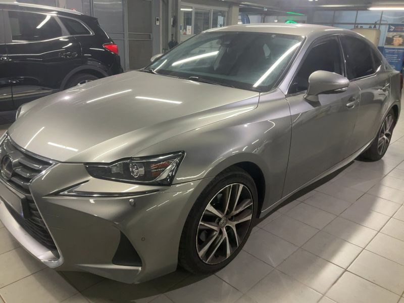 Lexus IS-Serie IS 300h Pack — zdjęcie 2