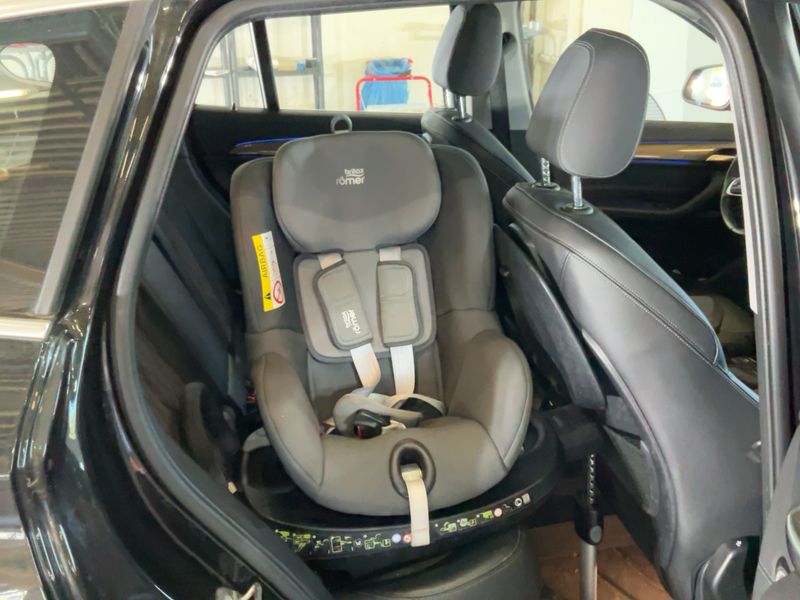 BMW X1 sDrive 18d xLine 2019 – снимка 19