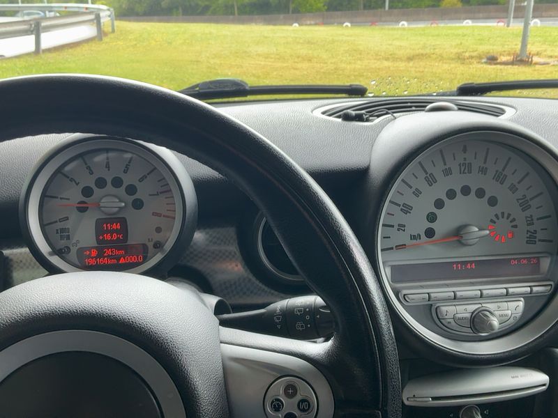 MINI Cooper S — zdjęcie 13