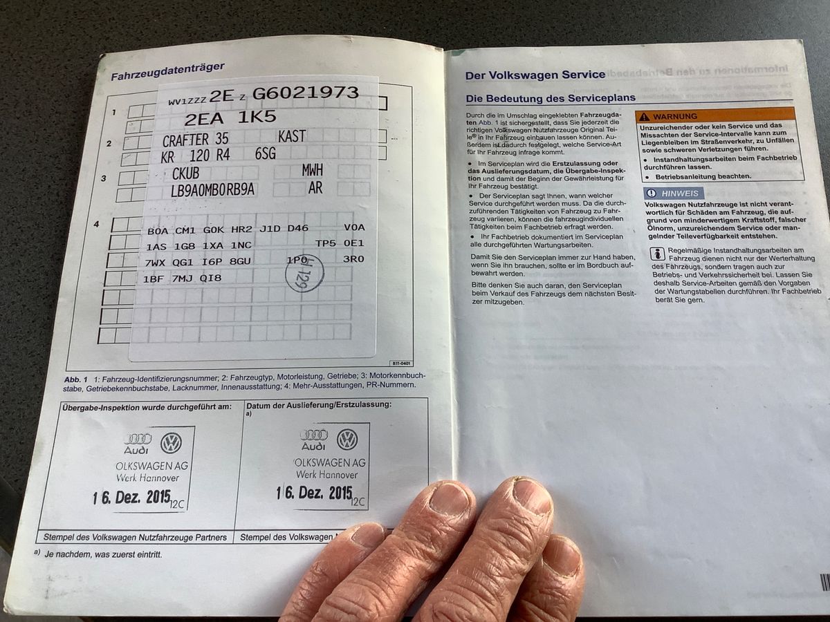 Volkswagen Crafter 2015 — photo 22