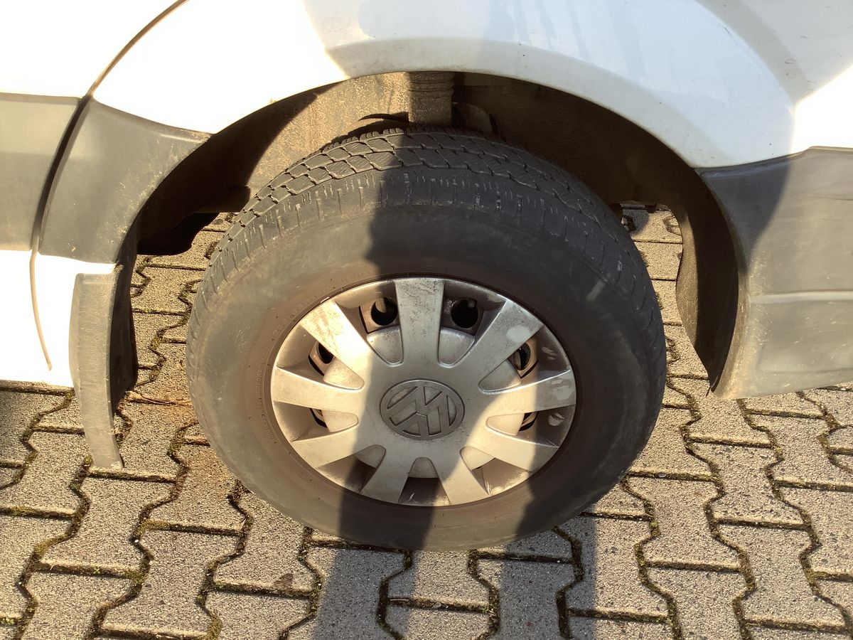 Volkswagen Crafter 2015 — photo 12