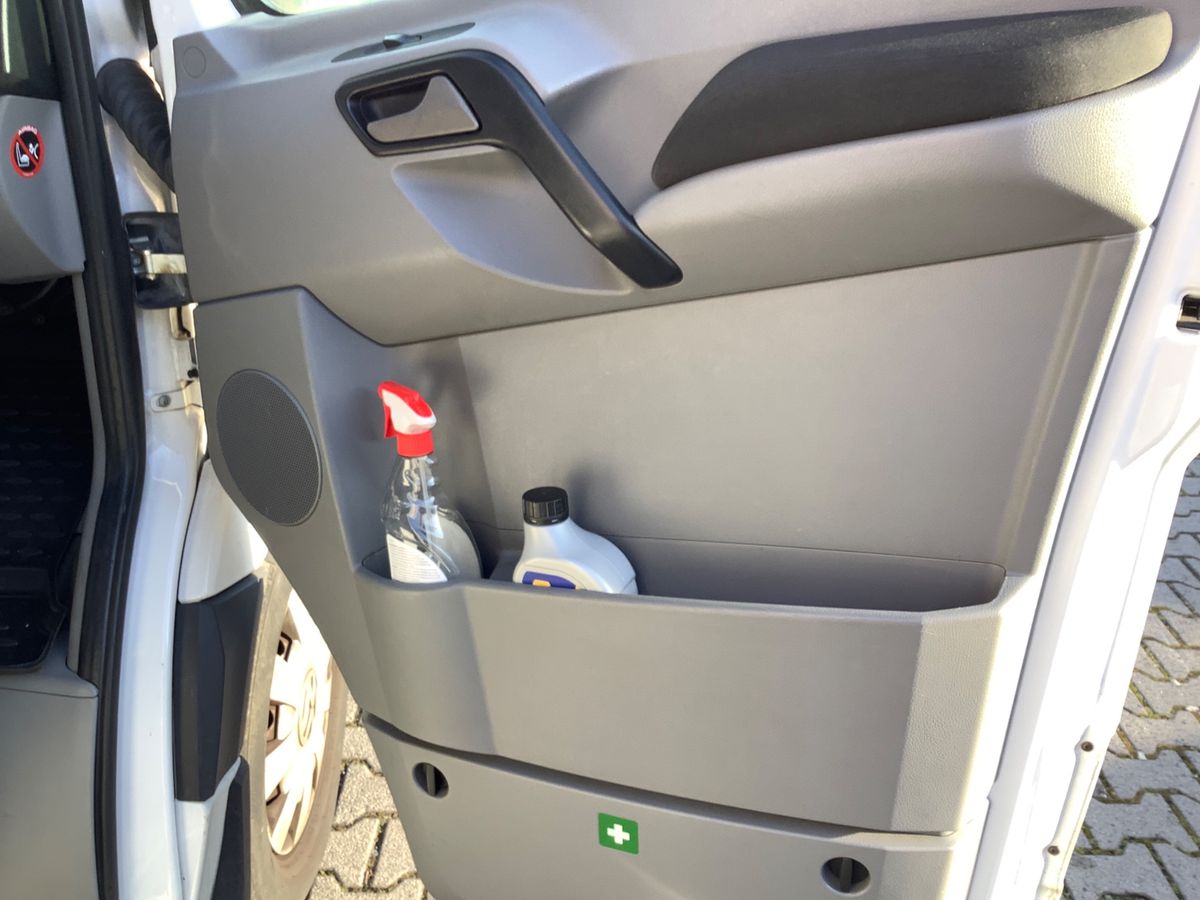 Volkswagen Crafter 2015 — photo 32