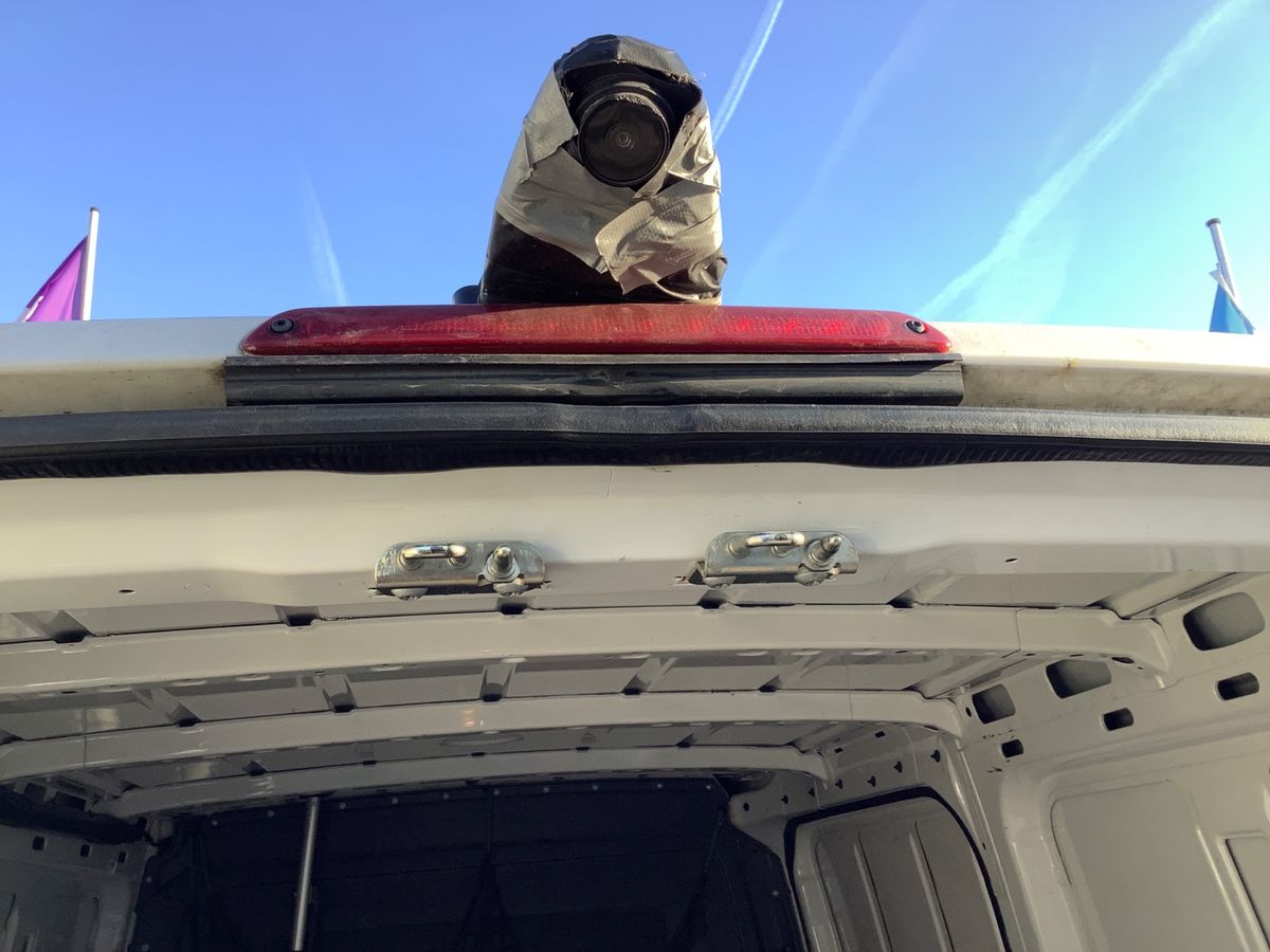 Volkswagen Crafter 2015 — photo 49