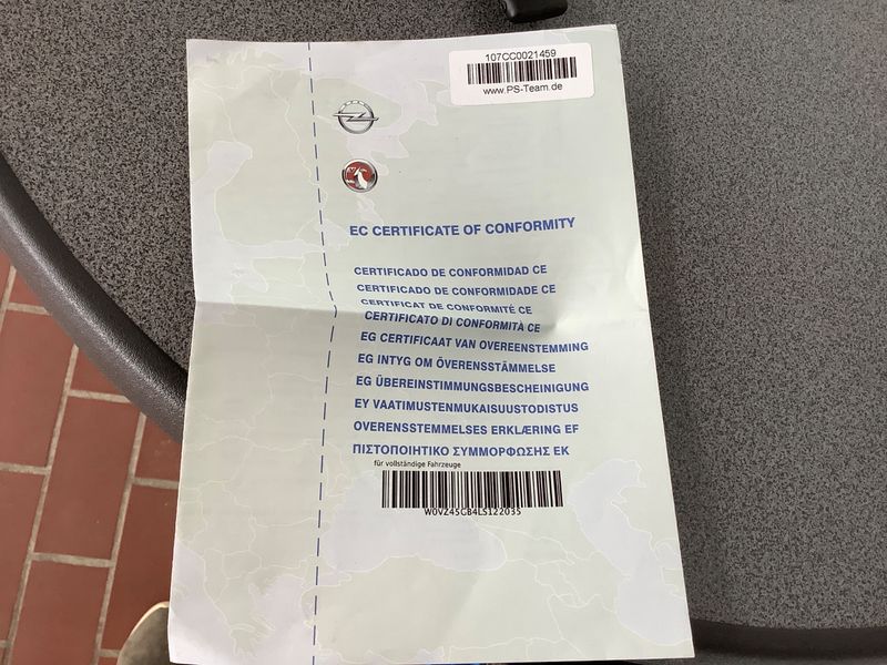 Opel Grandland X 1.6 Plug-in Hybrid 4 Ultimate — zdjęcie 16