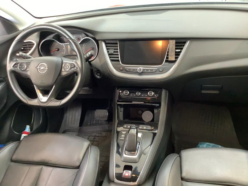 Opel Grandland X 1.6 Plug-in Hybrid 4 Ultimate — zdjęcie 12