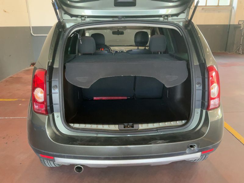 Dacia Duster 1.5 dCi Laureate 4x2 — zdjęcie 10