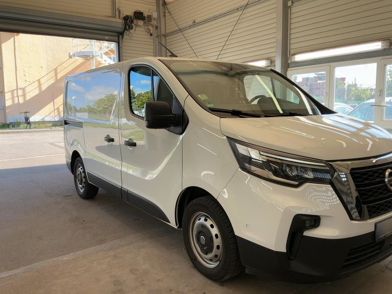 Nissan Primastar 2.0 dCi L1H1 2,8t N-Connecta — zdjęcie 8