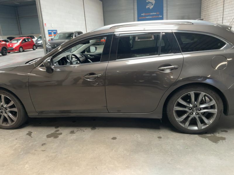 Mazda 6 2.2 Turbodiesel Sports-Line AWD — zdjęcie 4